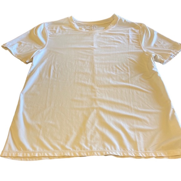 Fabletics Tops - Fabletics Short Sleeved Ivory Soft Athletic Top